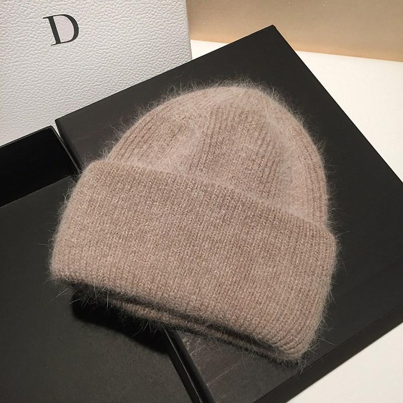 Soft Sticky Rabbit Fur Knitted Woolen Hat for Women In Winter Solid Color Warm Cover Head Showing Small Face Hats & Caps (women’s)
