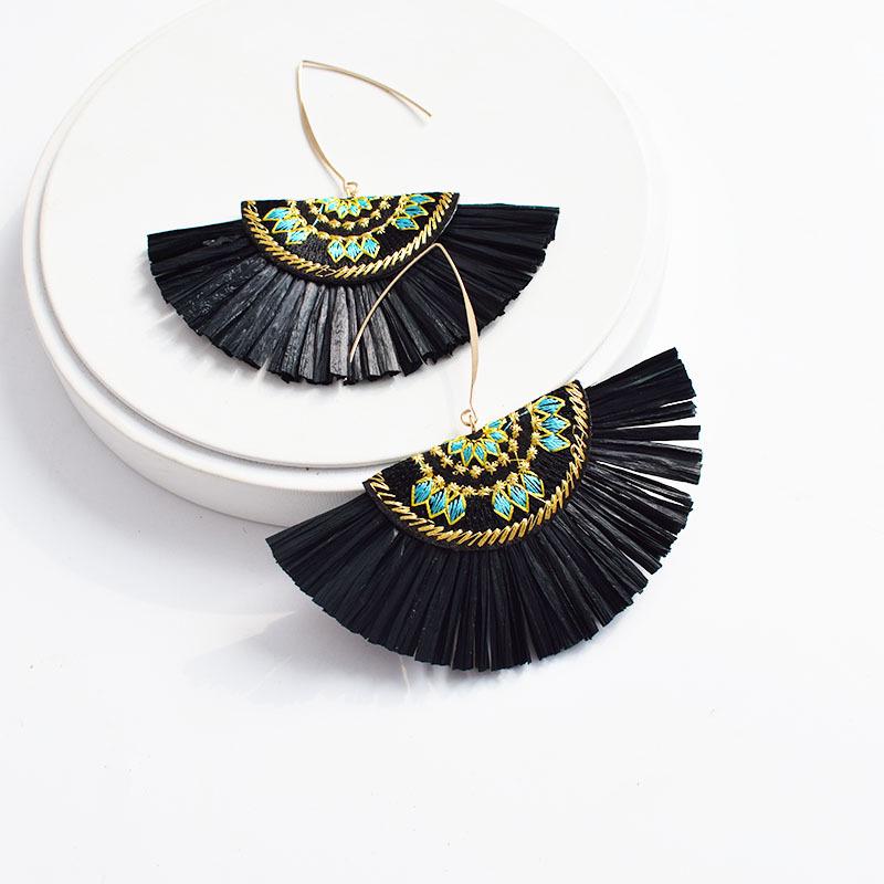 European & American Retro Raffia Tassel Stud Dangle Earrings