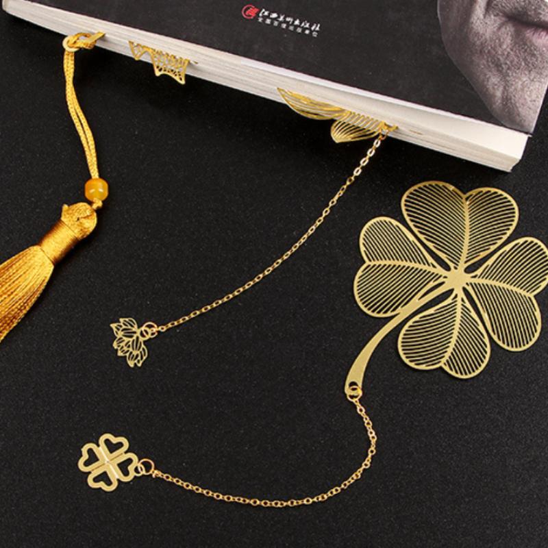 Retro Metal Bookmarks Hollow Ginkgo Biloba Maple Leaf Lotus Vein Book Marks Gifts Chinese Style Stationery