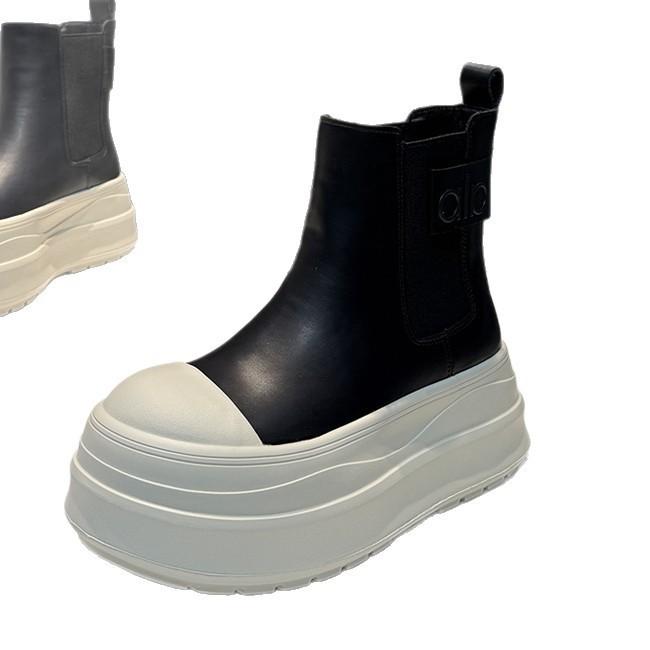 Spot version~ Short boots women's 2025 autumn and winter new leather thick-soled round head one-pedal Martin boots versatile boots tide