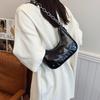 New fashion trend solid color chain shoulder armpit bag simple casual versatile portable handbag