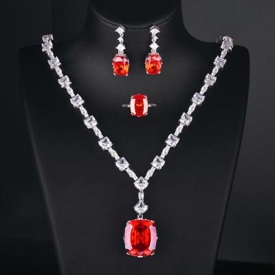 Set Collana Zircone Taglio Fiore di Ghiaccio Nido d'Uccello Seiko Alto Senso Rosso Fanta Accessori Abito da Sposa Orecchini Anello Donna