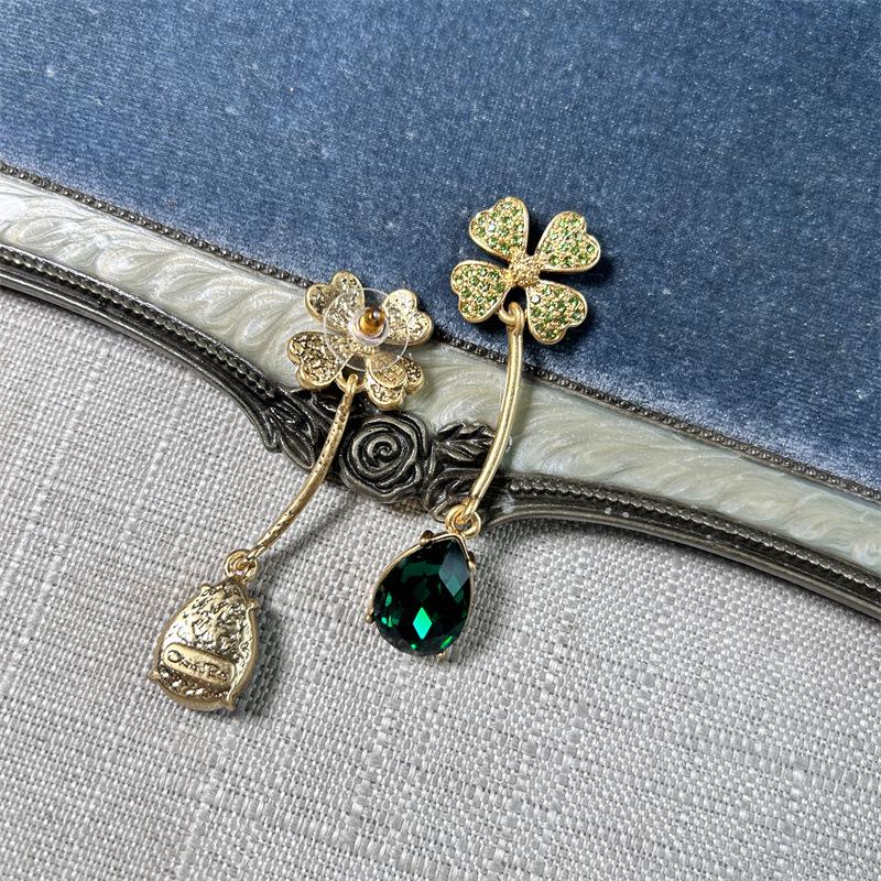 Osc Retro Gold Curved Hook Four-Leaf Clover & Teardrop Green Diamond Dangle Earrings for Women