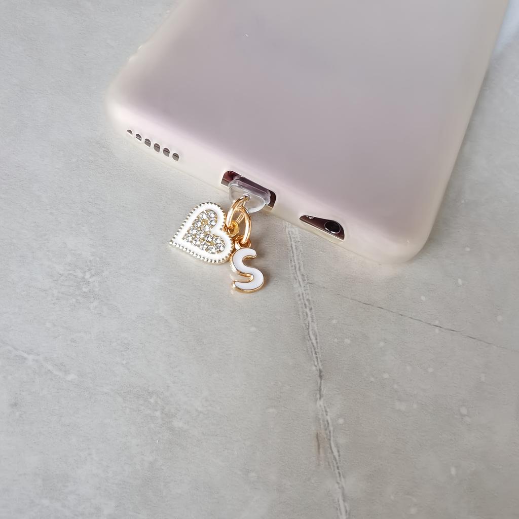 1 Stück Neuer Kreativer Herz- und Buchstaben-Handy-Staubschutzstecker, Geeignet für iPhone- und Typ-C-Anschlusszubehör, Feiertagsparty-Geschenk, Gedenksouvenir