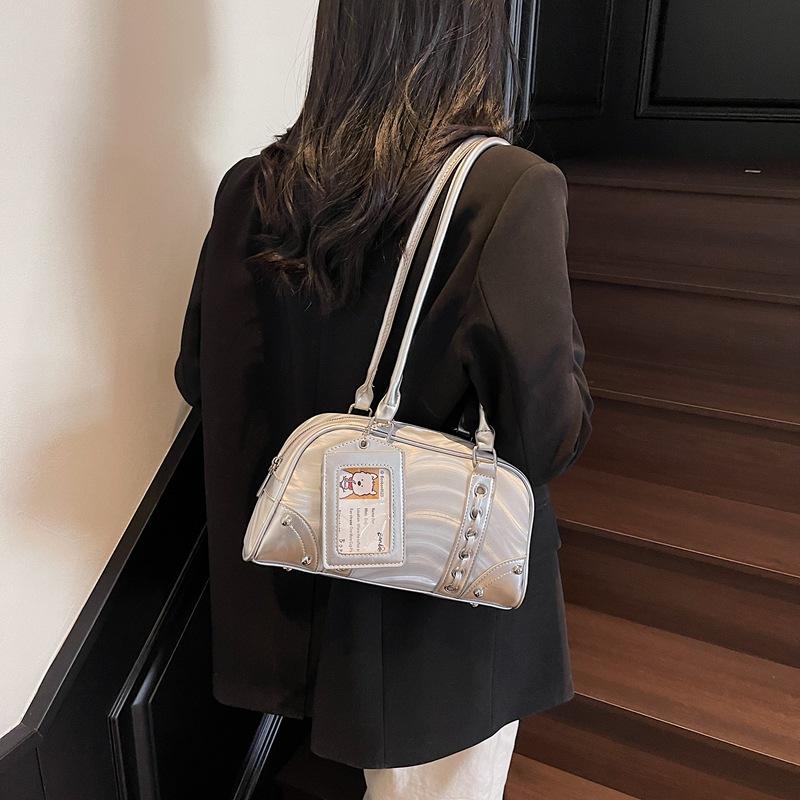 Cool silver small bag women's 2025 new fashion underarm wax leather pillow bag versatile shoulder bag