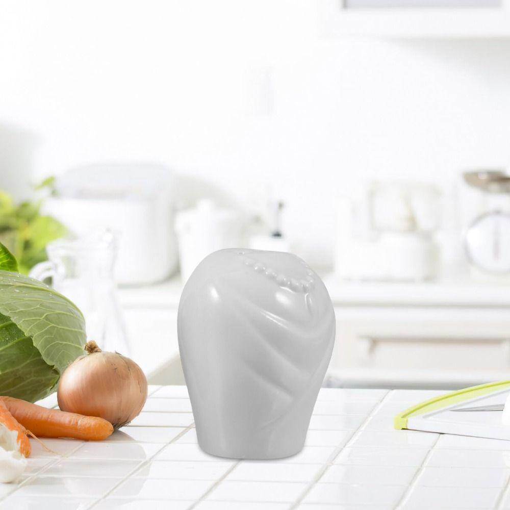 Creative Ceramic Spice Jars Heart-shaped Mini Seasoning Bottle Portable Gift Condiment Jar Kitchen Supplies