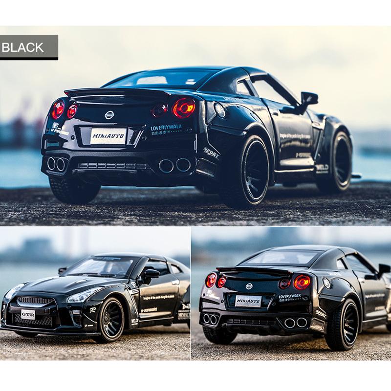 GTR Nismo Diecast-Automodellspielzeug im Maßstab 1:32, zurückziehbares Spielzeugfahrzeug mit Ton und Licht für Kinder, Kleinkinder, Jungen und Mädchen, Geschenkkollektion