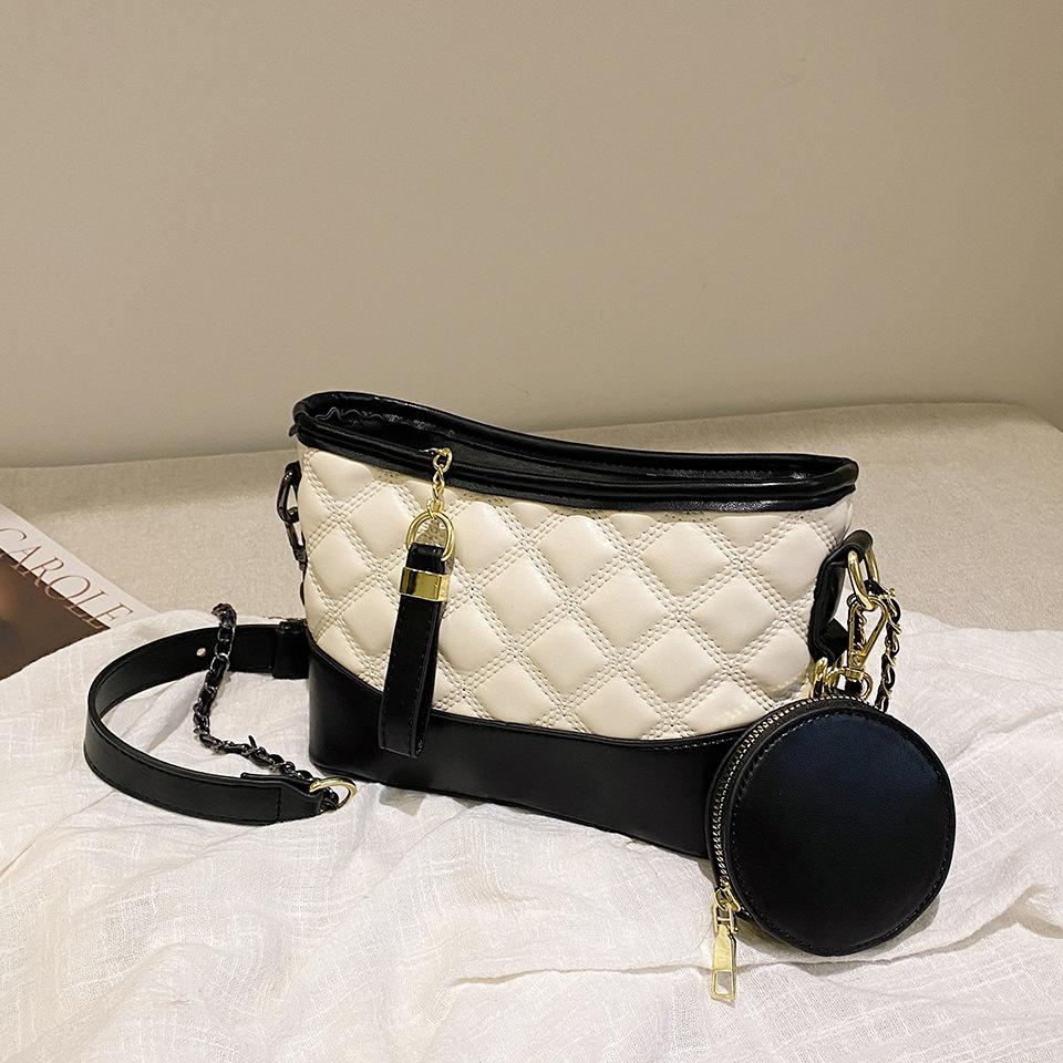 New Xiaoxiangfeng Women's Bag Trendy Rhombus Embroidery Thread Versatile Premium Chain Bucket Bag Shoulder Bag Messenger Bag