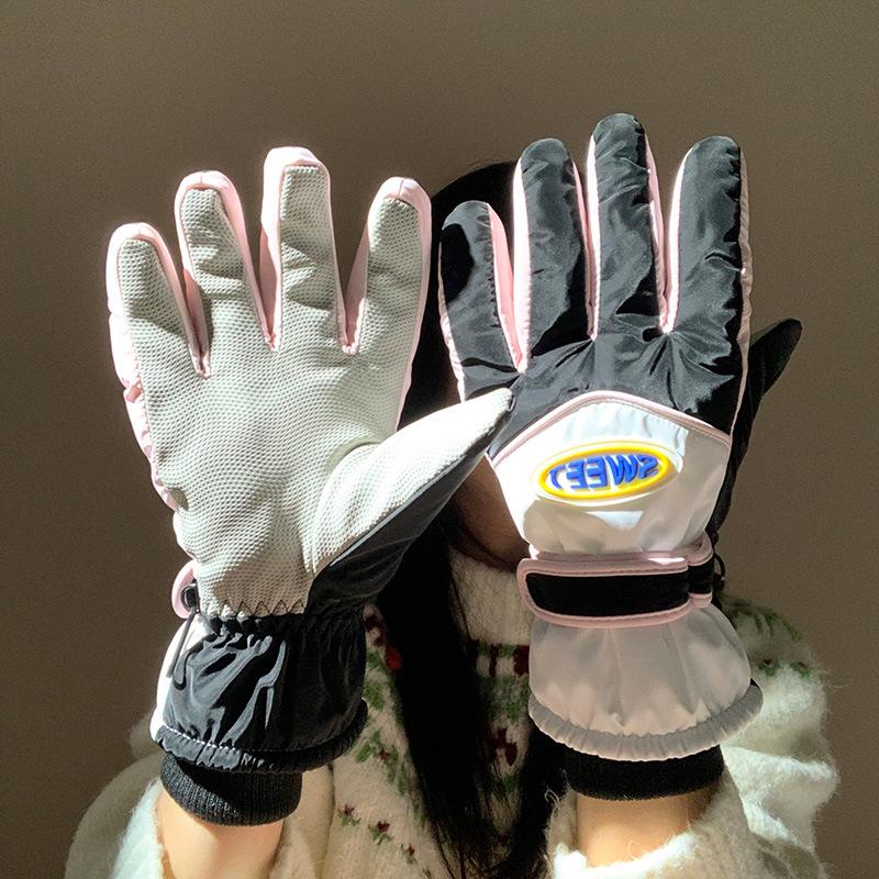 

Touch Screen Pink Cycling Ski Gloves for Women in Autumn and Winter Plus Velvet and Thickening To Keep Warm and Cold Proof one size