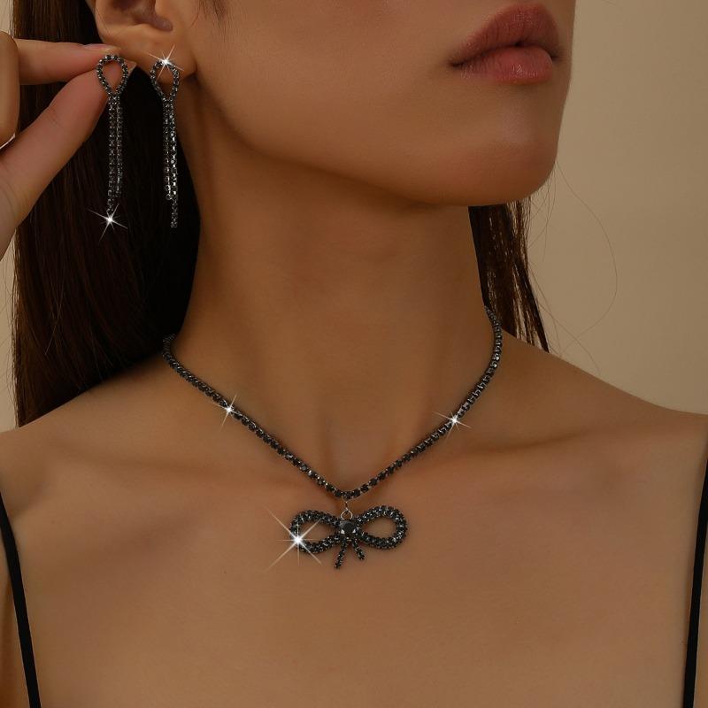Bow Rhinestone Fringed Necklace Earrings Women's Two-piece Set, Wedding Temperament Noble and Elegant Collarbone