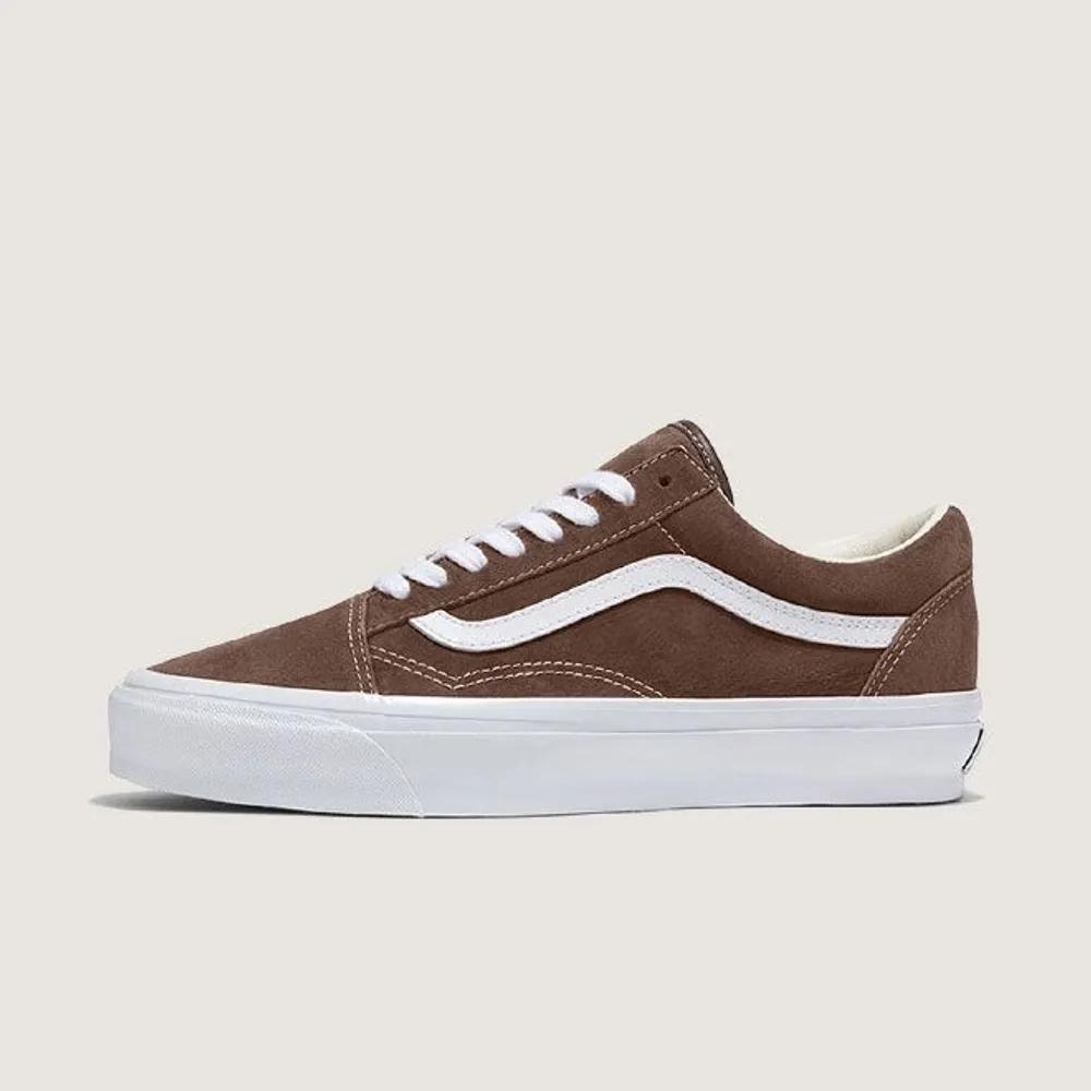 Vans Premium Old Skool Pig Suede Sneakers 225
