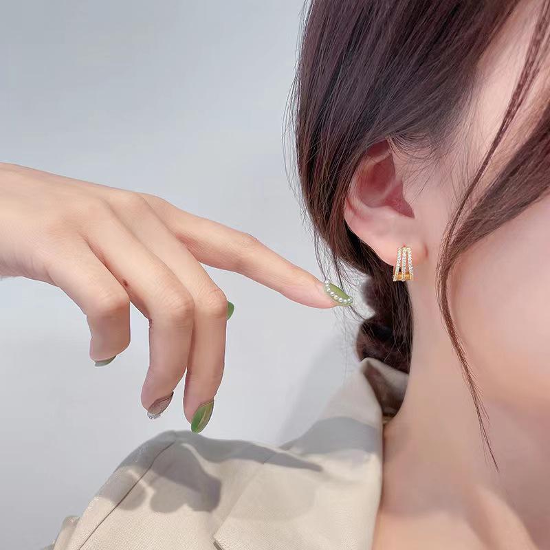Japanese & Korean Elegant Zircon Multi-Layer Ear Cuff Hoops