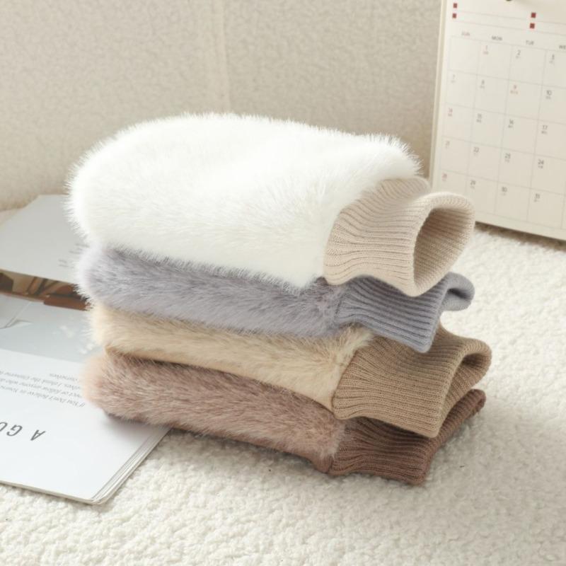 Imitation of Fox Fur Soft Women Winter Suede Cute Lovely Sweety Keyboard Works Keep Warm Half Finger Gloves Thickened