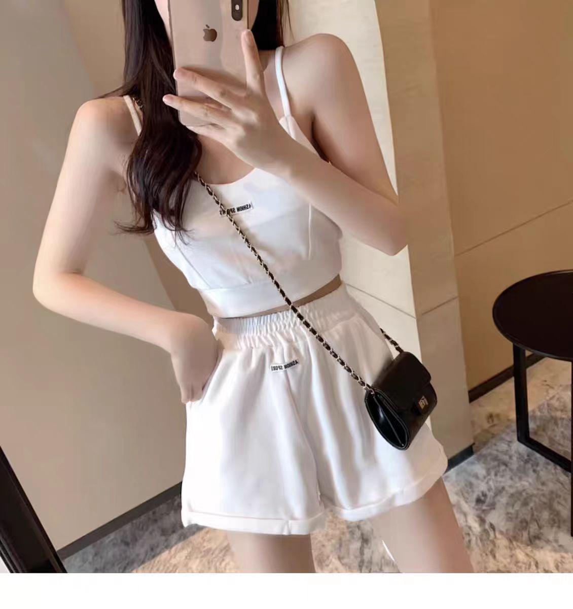 

Женский весенне-летний комплект повседневной спортивной одежды с омолаживающим эффектом 2025: Спортивный костюм из двух частей: шорты для бега, йоги L белый