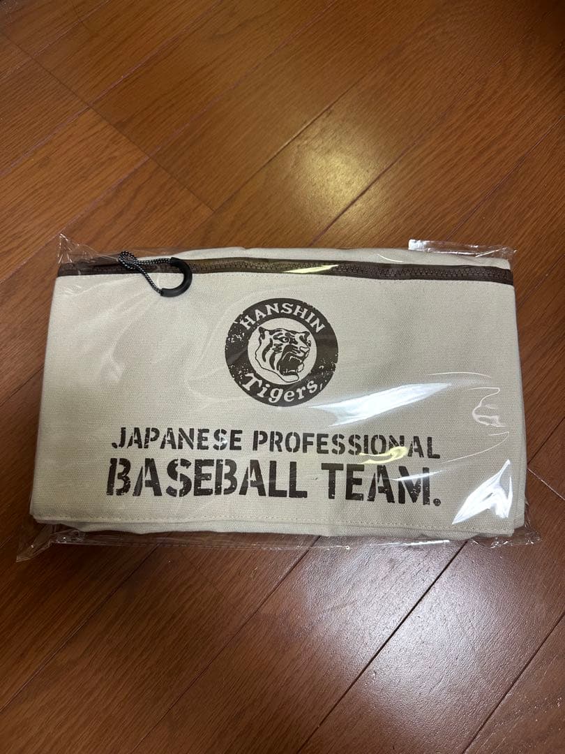 [USED] Hanshin Tigers 2026 Fan Club Exclusive Bonus: BIG Square Tote Bag