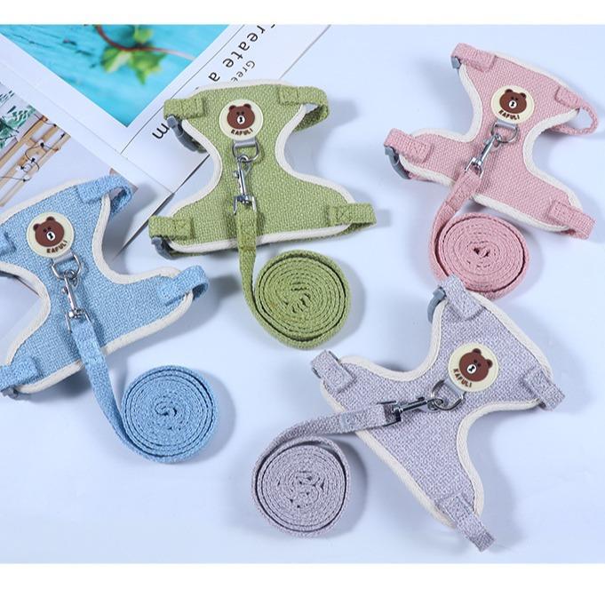 New Small Pet Outdoor Leash, Dog and Cat Clothes, Chest and Back Straps, Vest Style Cartoon Bear Leash