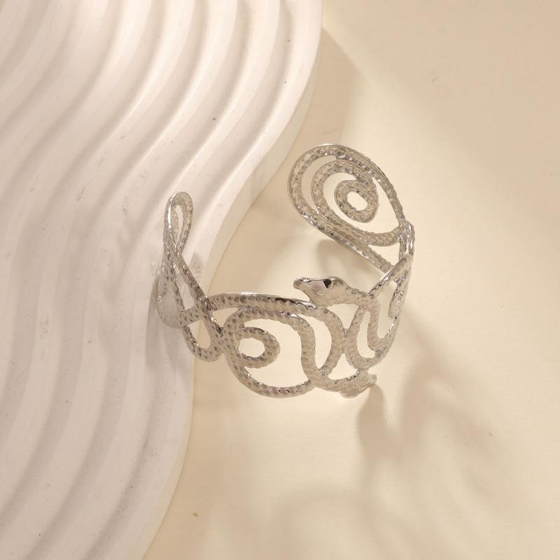 European and American Jewelry Women's Geometric Opening Ins Wind Adjustable Fashion Popular Snake Bracelet Gold Bracelet