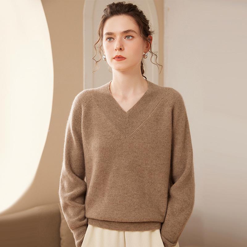 New Women's Plus Size V-neck Cashmere Knit Sweater - Thick, Warm, Loose Fit, Versatile Casual Outerwear.