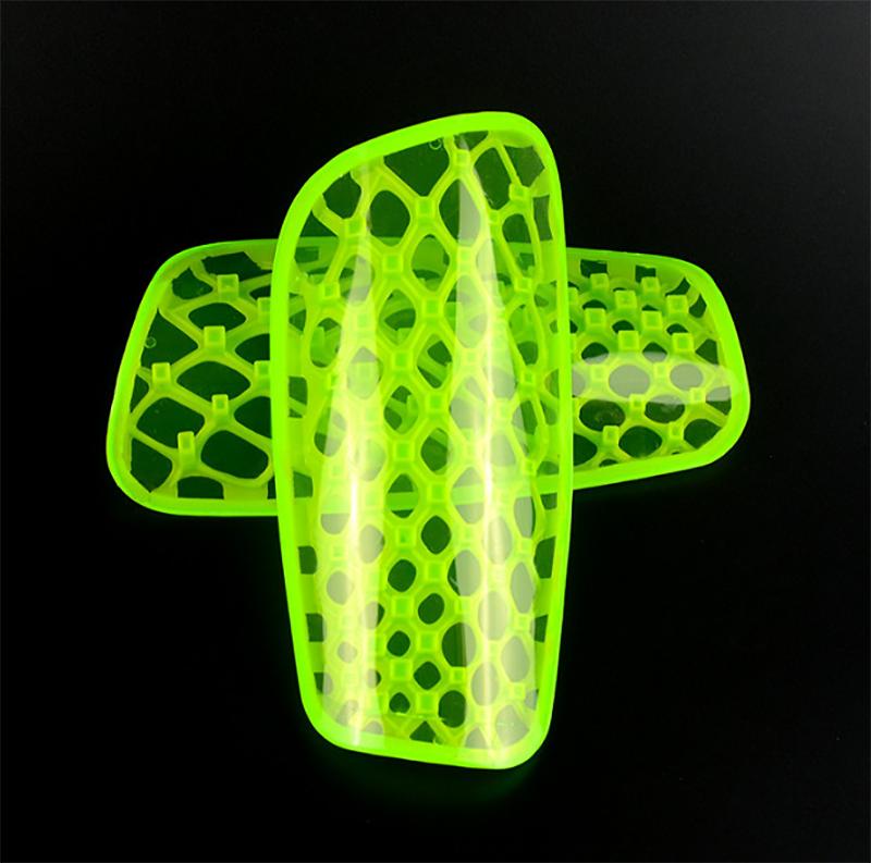 KWO Custom Logo Breathable Light Soft Safety Protector Protection Sublimation Leg Pads Soccer Machine Football Shin Guards зелёный