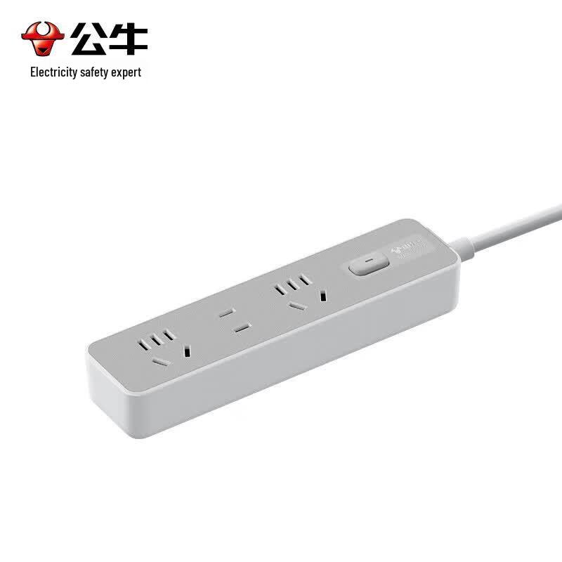 Bull GN-Z1121T 3-Outlet Power Strip with Master Switch CN plug (adapter included)