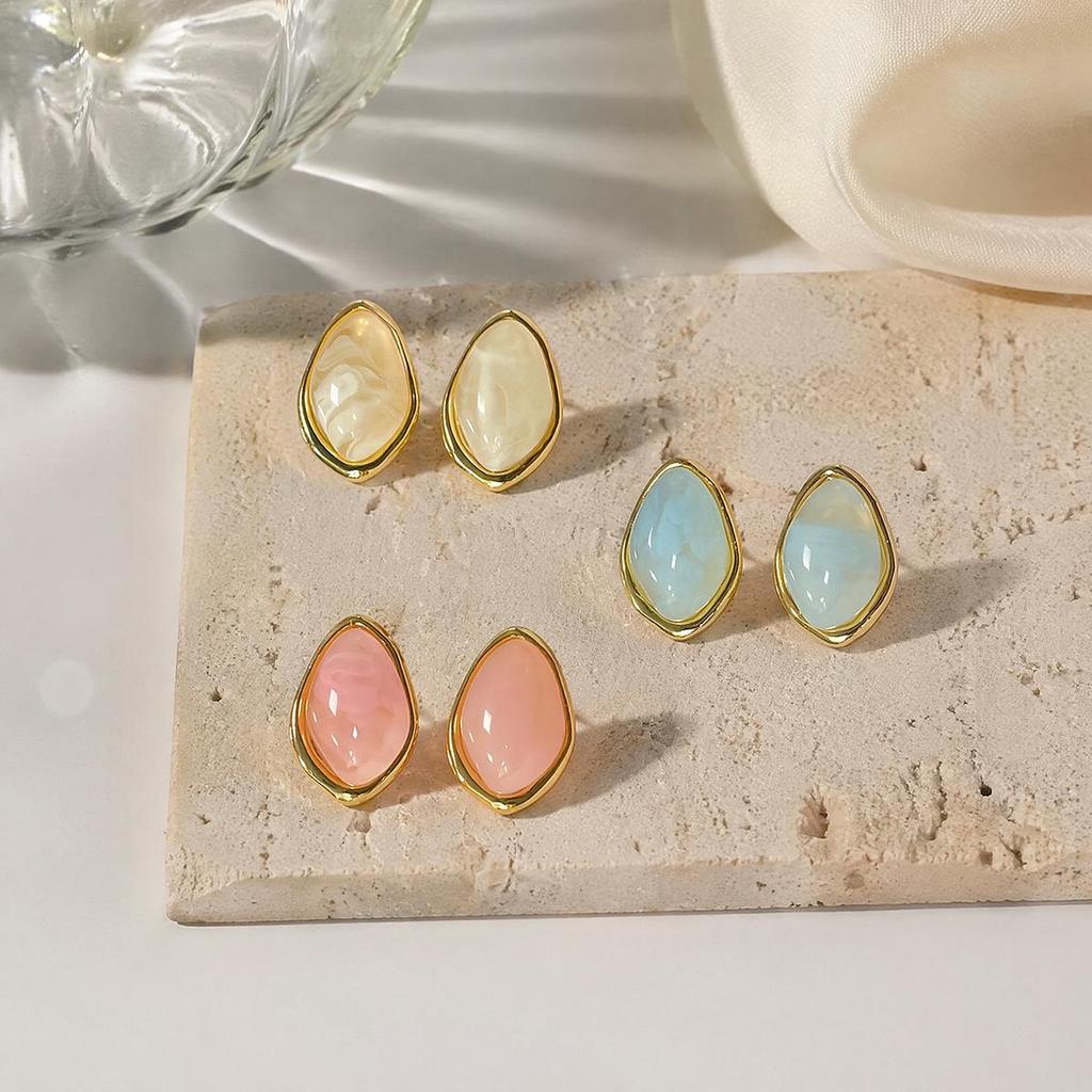 304 Stainless Steel Retro Gradient Geometric Stud Earrings for Women - European & American Style