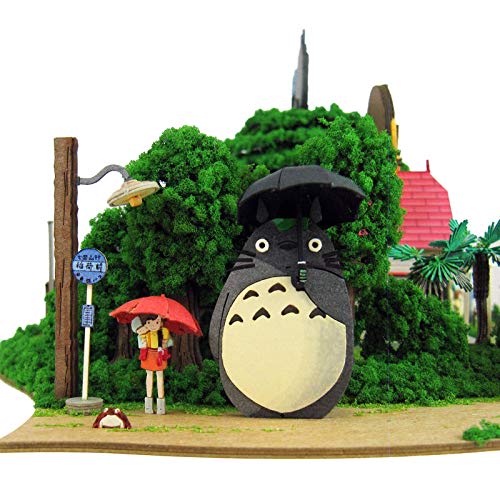 Sankei Studio Ghibli Series My Neighbor Totoro Diorama with Totoro, Paper Craft MK07-35