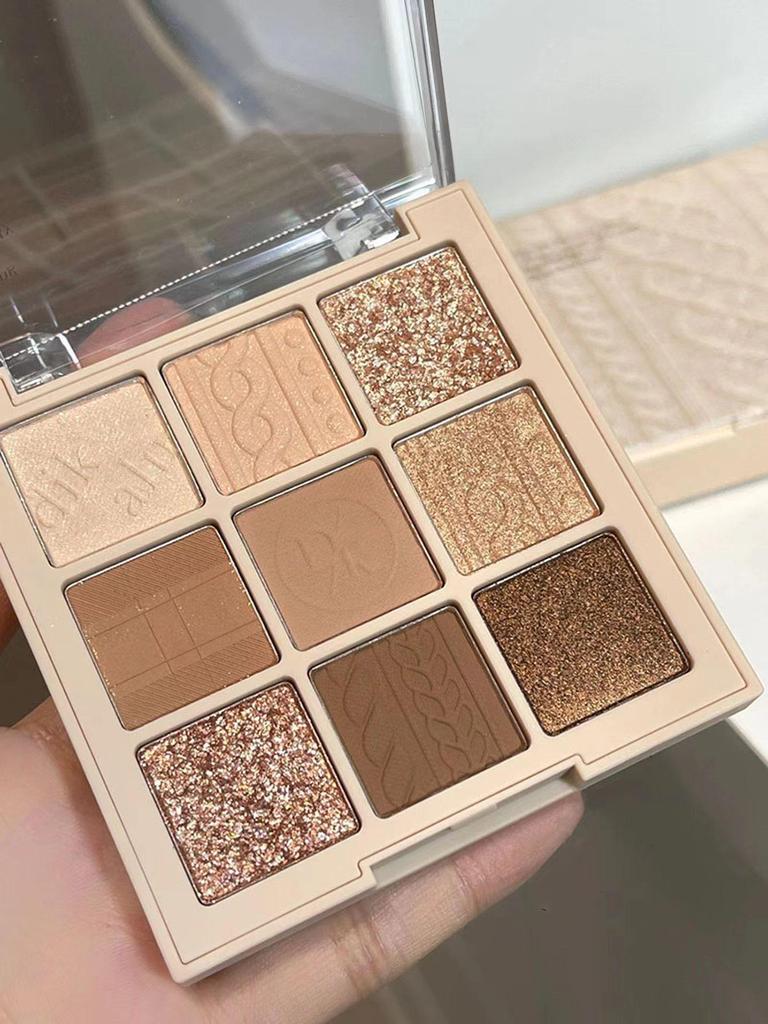 DIKALU Nine-Color Oatmeal Nude Matte Eyeshadow Palette - Earth Tone Autumn Collection