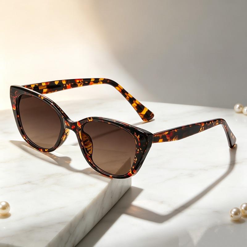 Lunettes de Soleil Rétro Style Nouveau Unisexe Cat-Eye UV400 Haute Qualité Confortables Lunettes de Soleil Extérieur Conduite Anti-UV Protection Solaire Lunettes