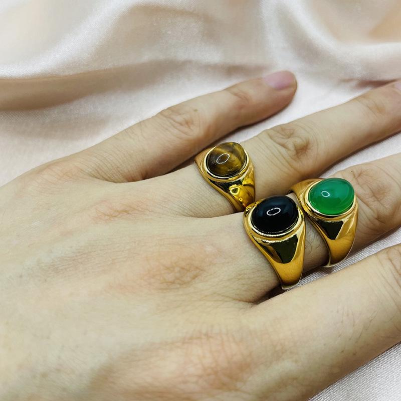2022 Retro Style 18K Gold-Plated Titanium Steel Hip-Hop Agate Ring for Women