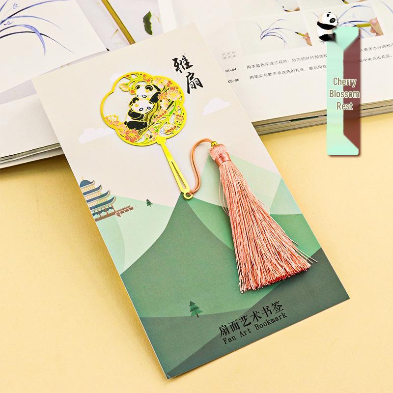 Panda-Themed Metal Fan Bookmark – Chinese Cultural Souvenir & Cute Gift