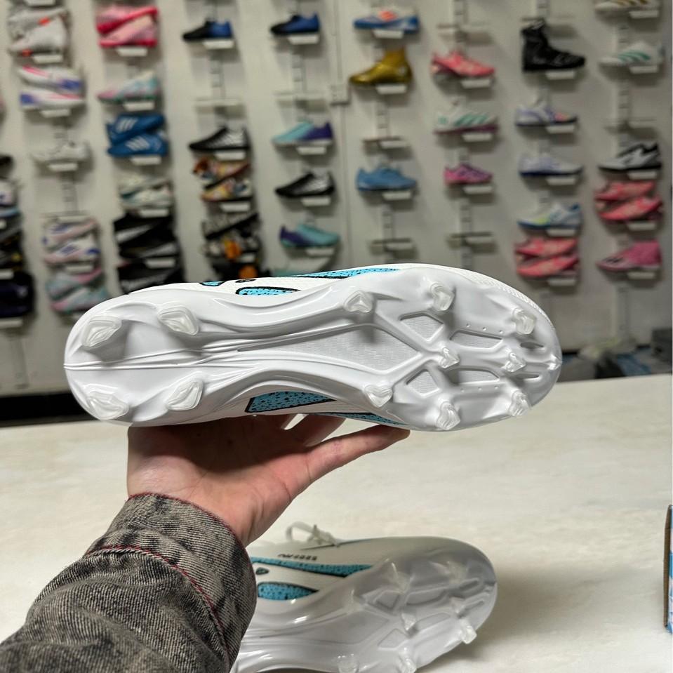 Nuove scarpe da calcio basse da uomo e da donna, unghie lunghe e unghie rotte, scarpe da allenamento da competizione, scarpe da calcio sportive per adulti da uomo e da donna