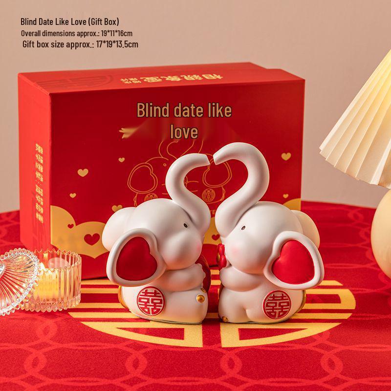Creative Rabbit Figurine: Festive Newlywed Gift & Decoration for Couples