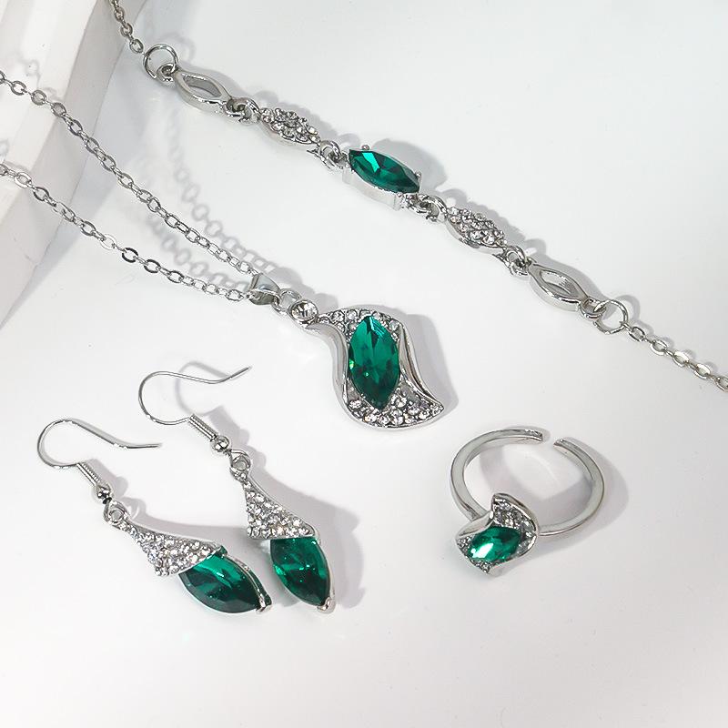 

Европейская и американская мода Хрустальный эльфийский набор ожерелье и серьги - 4 предмета Легкая роскошная бижутерия зелёный