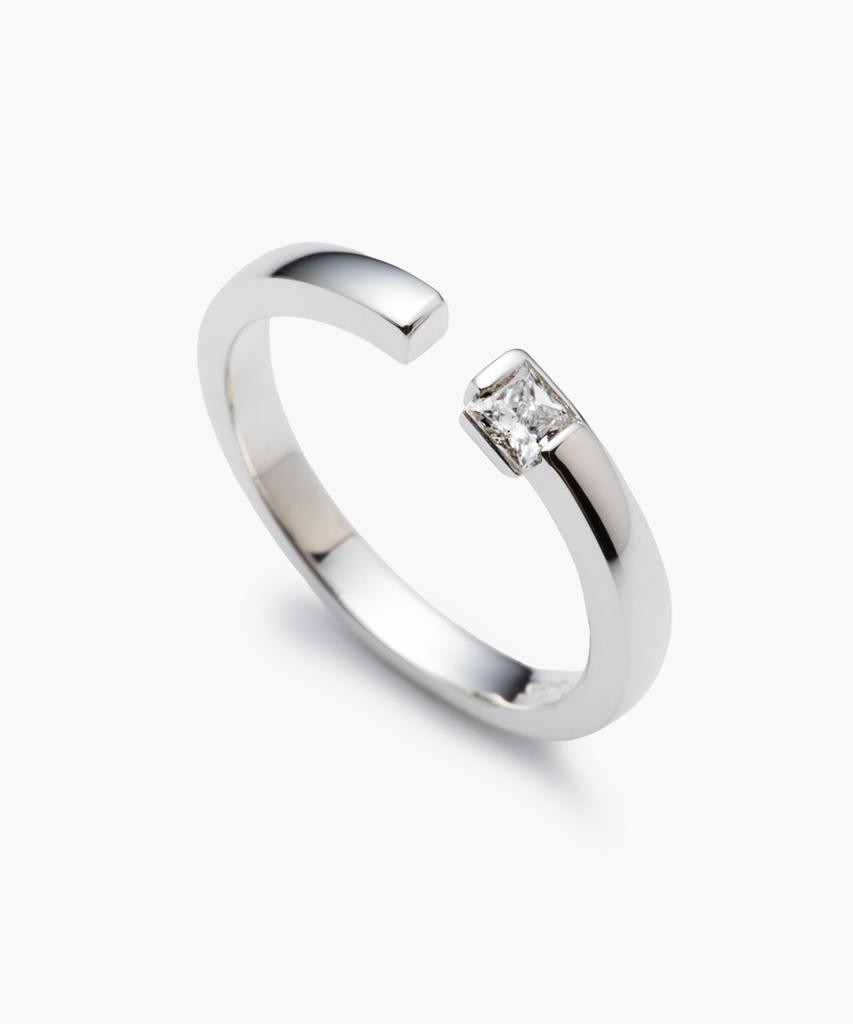 Liersi L-Square Diamond Regular Open Ring (C Type)