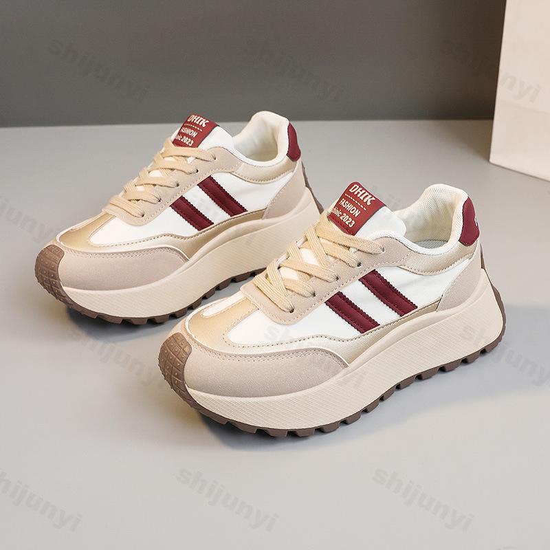 Women Causal Sneakers Platform 2026 Autumn Walking Shoes Woman Fashion Lace Up Sports Shoes Outdoor Non-slip Running Shoes