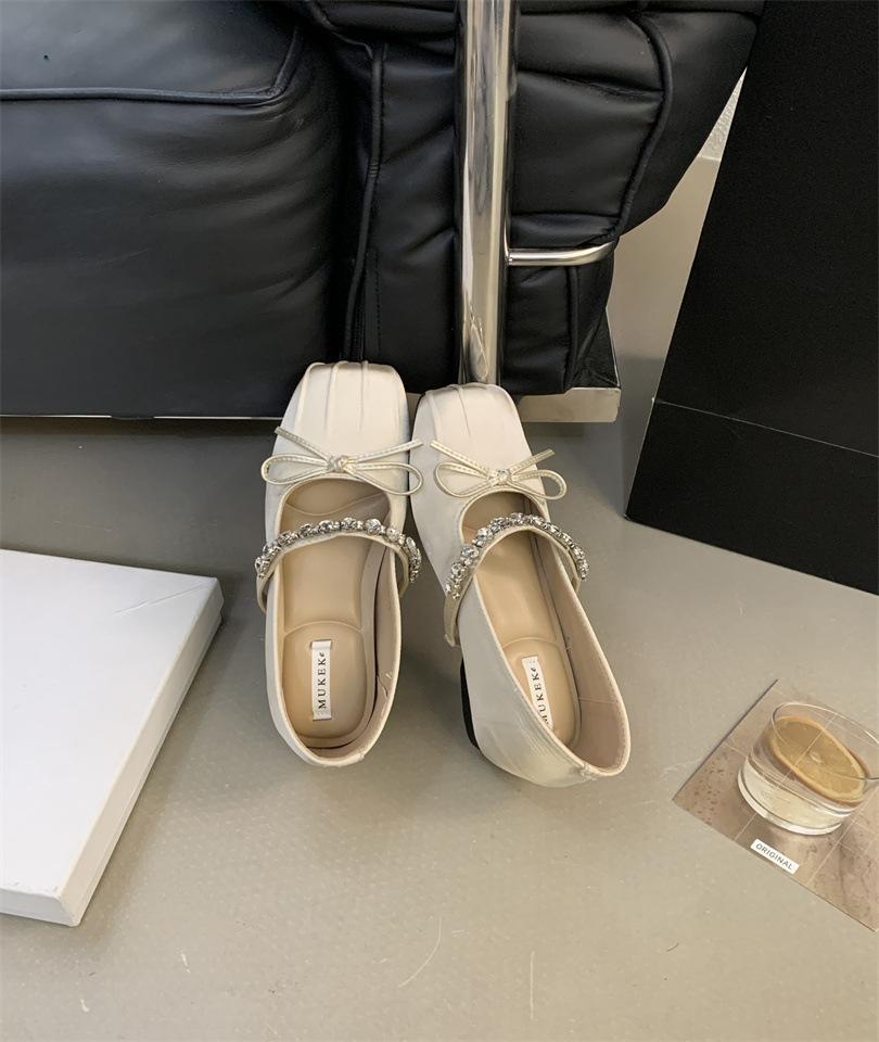 

Новая женская обувь темперамент французский толстый каблук высокие каблуки женская красивая новинки новая весна и осень новые туфли 39 абрикосовый