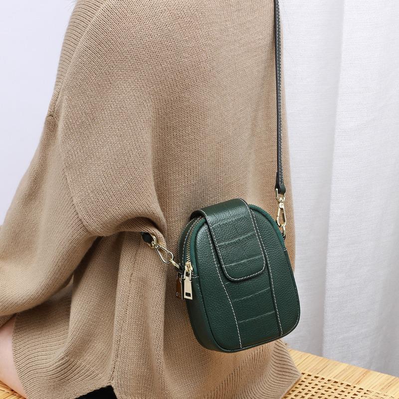 Mobile phone bag women's autumn and winter new trendy leather mini small bag versatile vertical key messenger bag