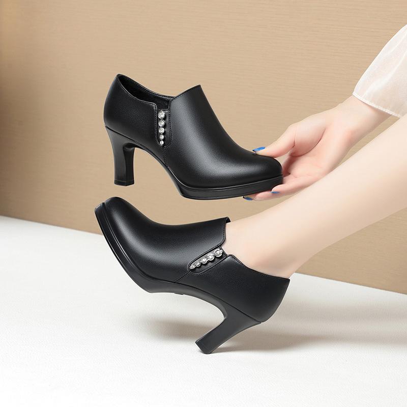 Weiches Leder High Heel Wasserdicht Plateau Elegant Tiefer Ausschnitt Damen Einzelne Schuhe Damen Modische Laufsteg Lederschuhe