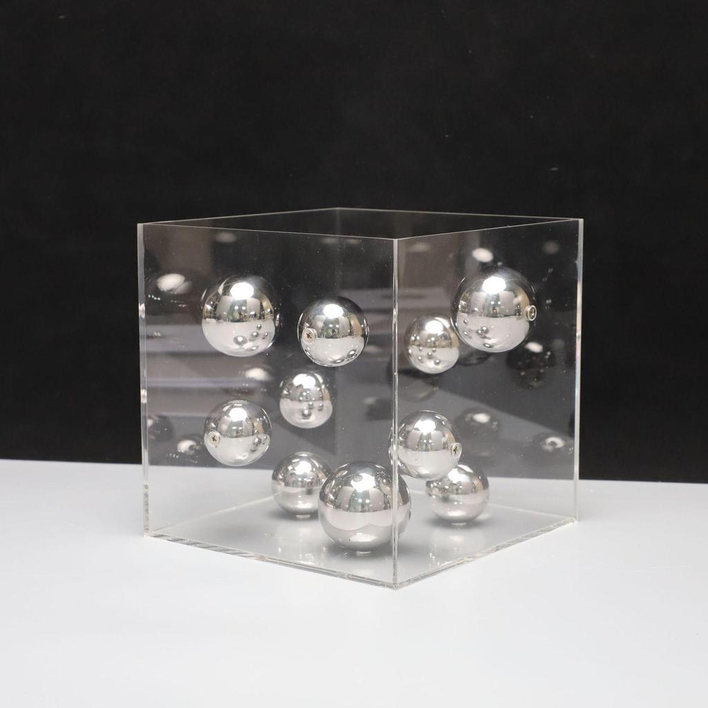 Modern European Light Luxury Acrylic Ball Ornament for Model Room and Office Decor