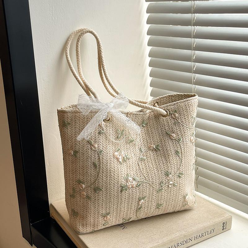 Casual Retro Large Capacity Tote Bag For Summer 2024 Stylish Handheld Design In Khaki And White