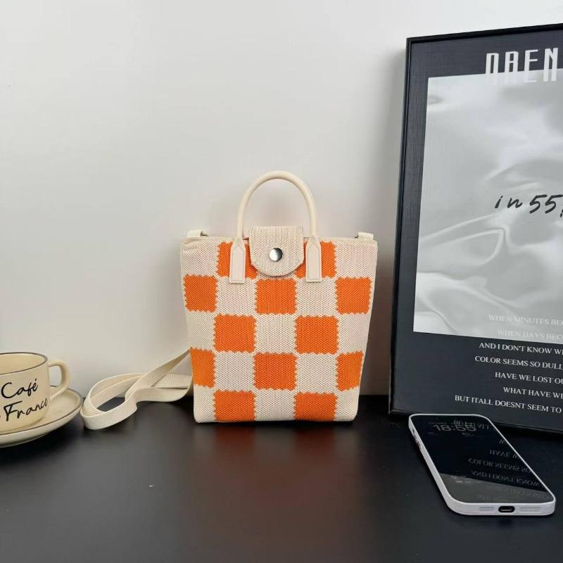 New knitted mobile phone bag, high-end handbag, women's messenger bag, adjustable versatile, convenient and large-capacity bag