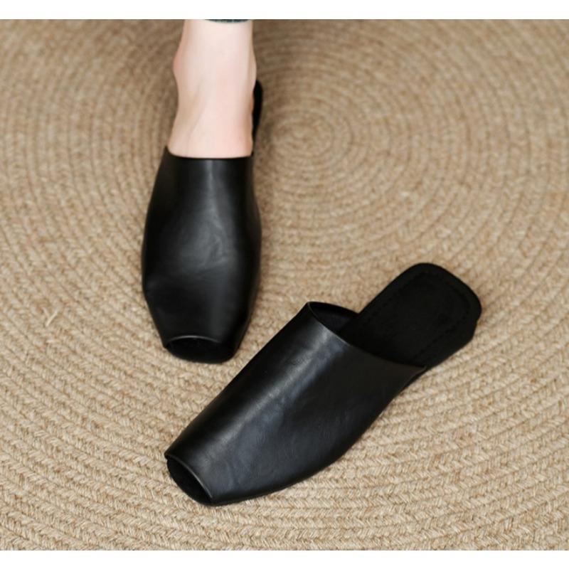 Mules pour femmes Sandales à bout couvert Nouvelles chaussures en cuir pour femmes Mode Moderne Pantoufles Slides Femmes Chaussures à bout ouvert Talon bas