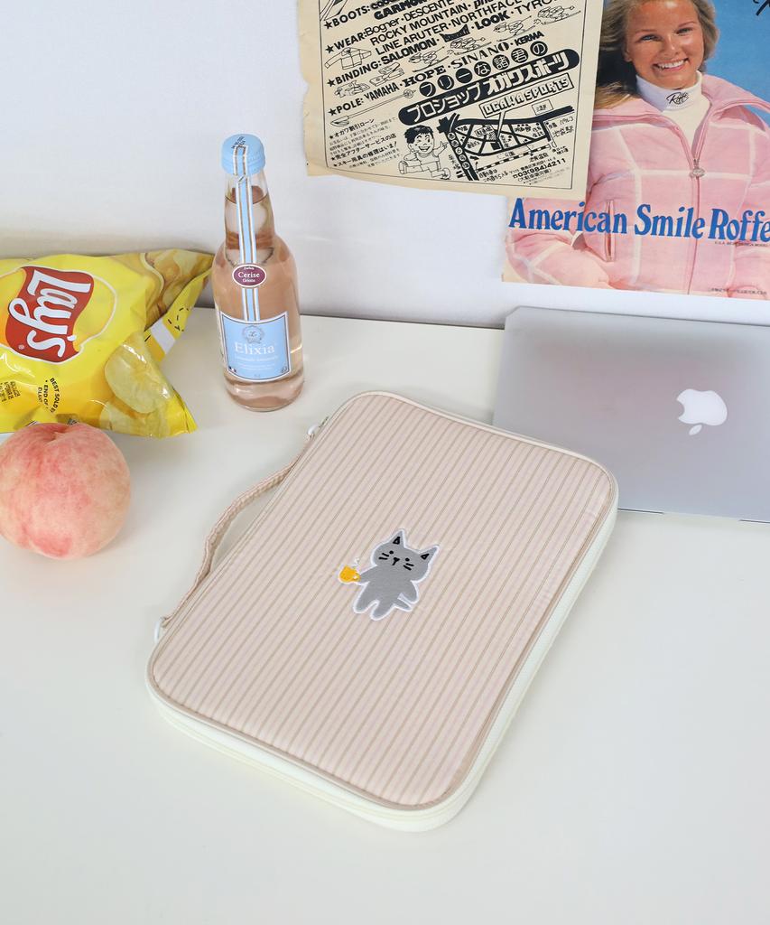 Kimhachan Striped Kitty Ipad Pouch - 3 Colors