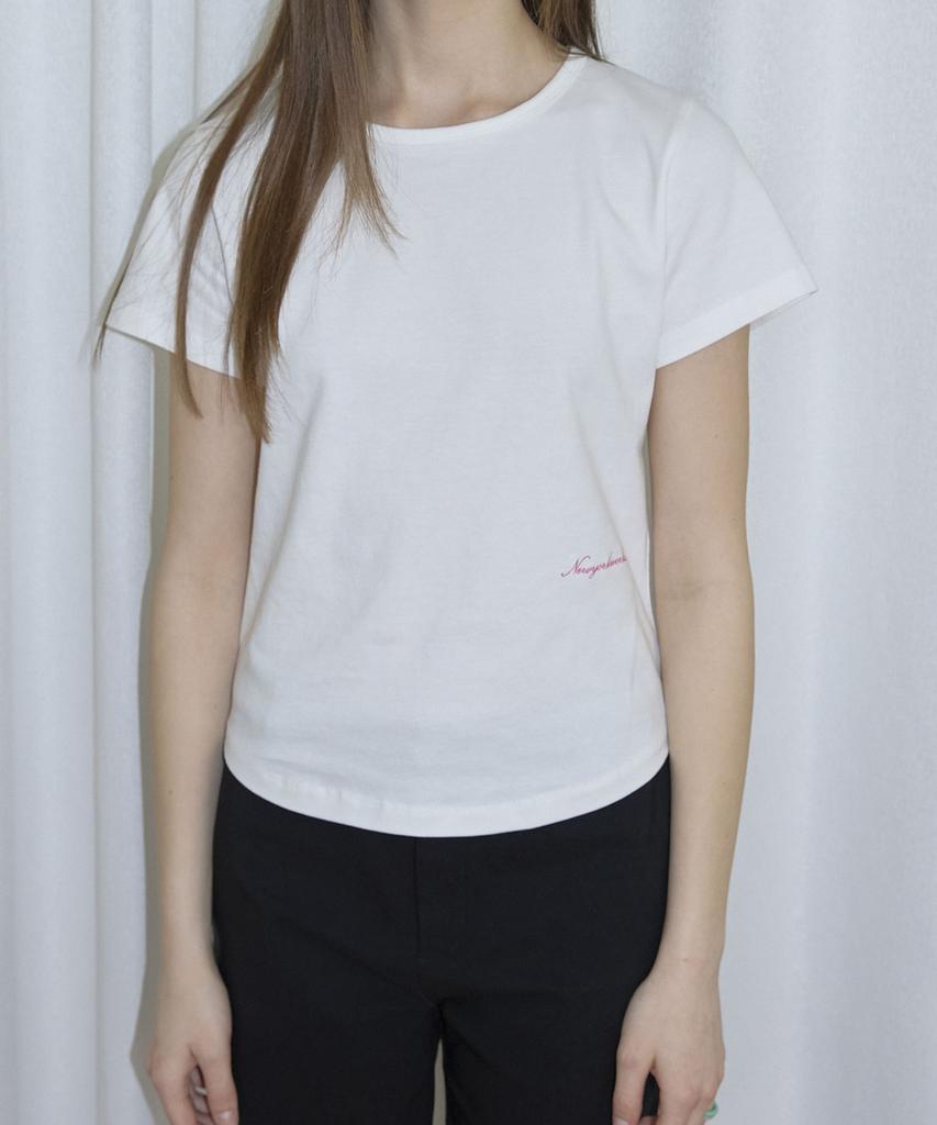 Nyuyogwogseu Embroidered Round Short Sleeve T-Shirt_White