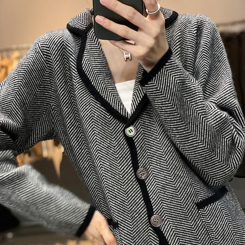 suit collar solid color long-sleeved knitted sweater women's autumn and winter new casual loose long-sleeved versatile cardigan short jacket