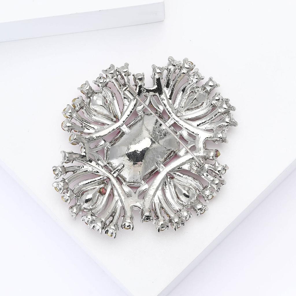Crystal Brooch for Women Unisex Rhinestone Flower Pins Banquet Party Gifts Jewelry Accessories