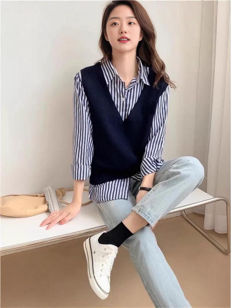 Women's Slimming V-Neck Knitted Wool Vest - Versatile Sleeveless Autumn/Winter Sweater for Layering