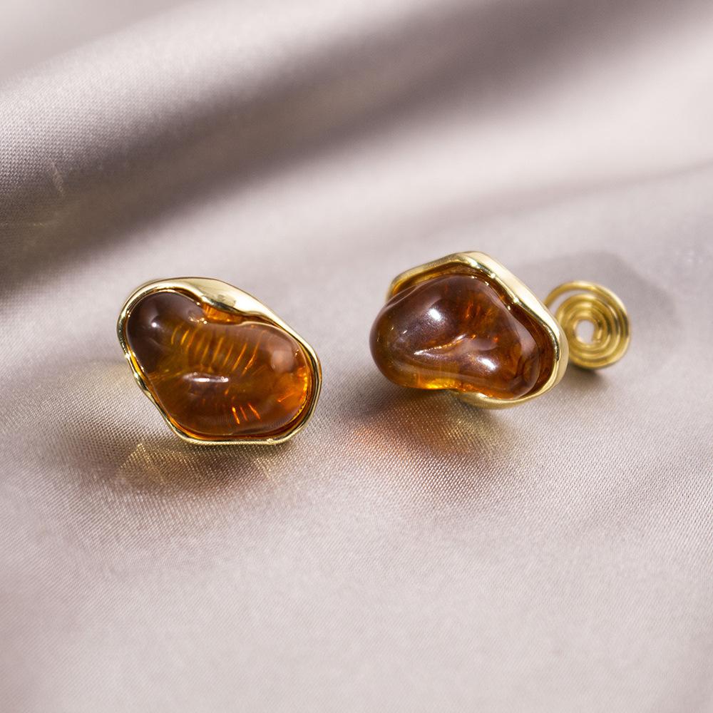 

Легкая роскошь, маленький ароматный ветер, диски от комаров, клипсы для ушей, женские, без пирсинга ушей, нишевые серьги, простые, маленькие и универсальные, серьги Иу