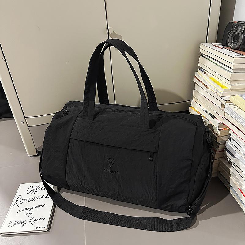 Large capacity cloth bag new autumn and winter fashion simple leisure sports shoulder bag light outdoor travel messenger bag чёрный