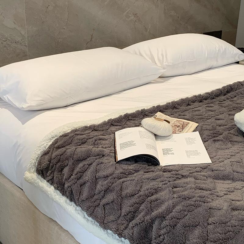 

200*230см Роскошное серое одеяло из кораллового флиса - Мягкий плюшевый геометрический узор, Всесезонное одеяло для сна 70*100cm темно серый